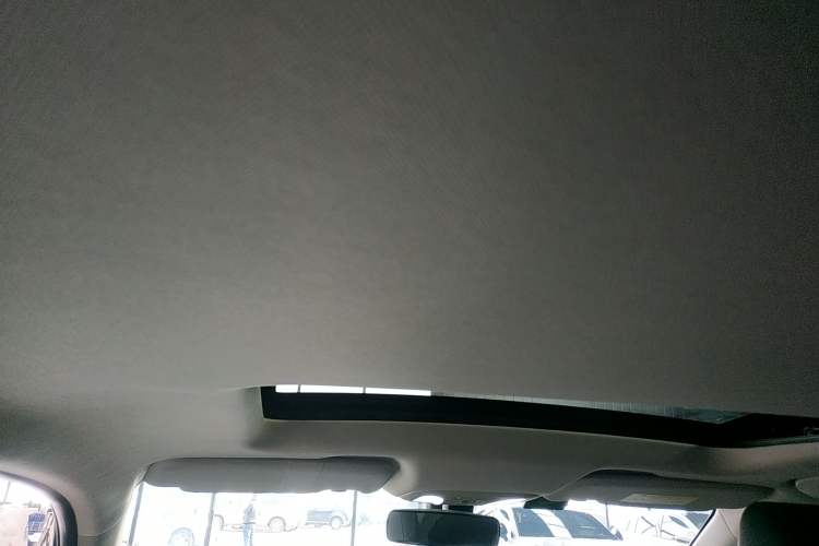 Used Dongfeng Aeolus Yixuan 2020 230T Automatic Advanced Edition Headliner