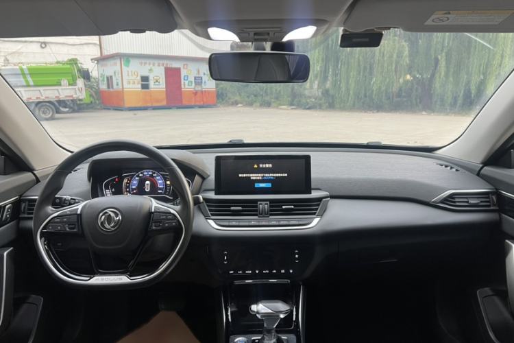 Used Dongfeng Aeolus Yixuan 2020 230T Automatic Advanced Edition Interior 3