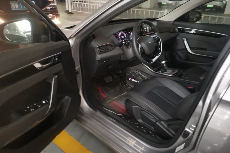 Used Dongfeng Aeolus Yixuan 2020 230T Automatic Dazzle Track Edition Interior 3