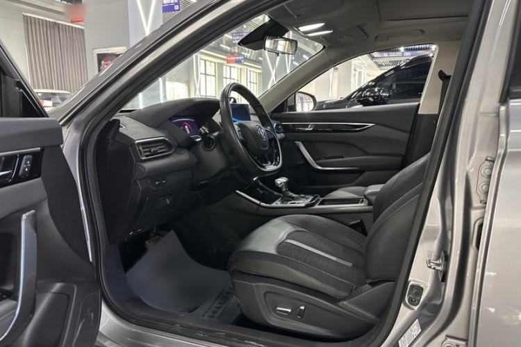 Used Dongfeng Aeolus Yixuan 2020 230T Automatic Cool Edition Interior 4