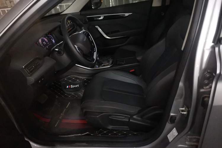 Used Dongfeng Aeolus Yixuan 2020 230T Automatic Dazzle Track Edition Left Front Seat