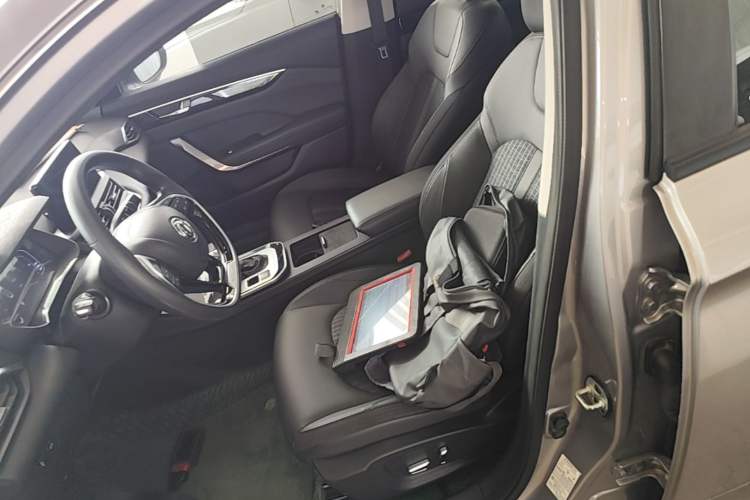 Used Dongfeng Aeolus Yixuan 2020 230T Automatic Advanced Edition Left Front Seat