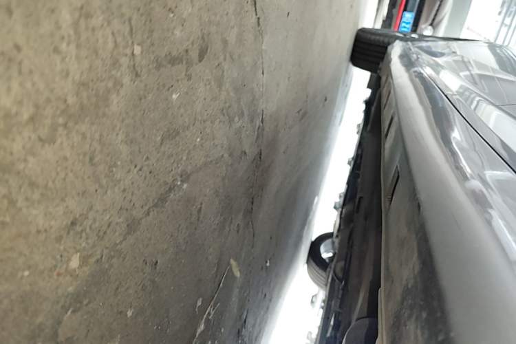 Used Dongfeng Aeolus Yixuan 2020 230T Automatic Advanced Edition Left Side Sill