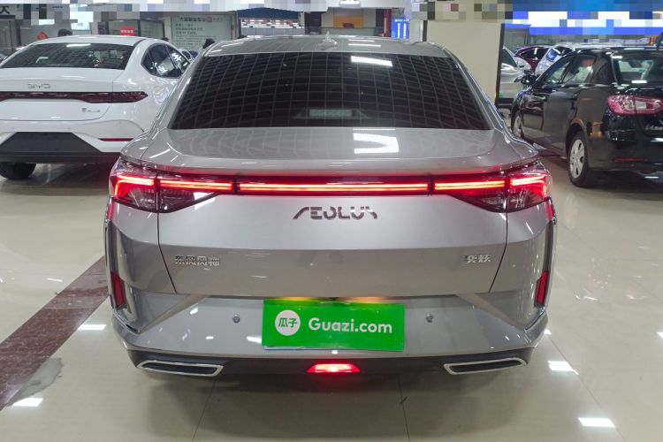 Used Dongfeng Aeolus Yixuan 2020 230T Automatic Dazzle Track Edition Rear