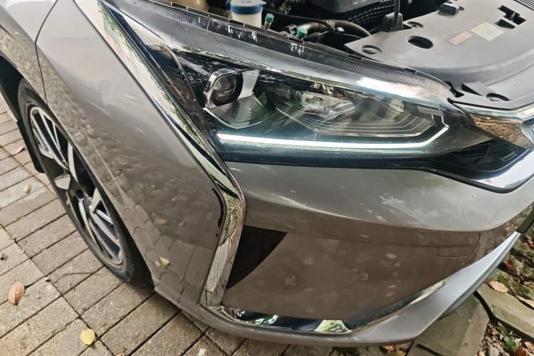 Used Dongfeng Aeolus Yixuan 2020 230T Automatic XuanYao Track Rider Edition Right Front Headlight