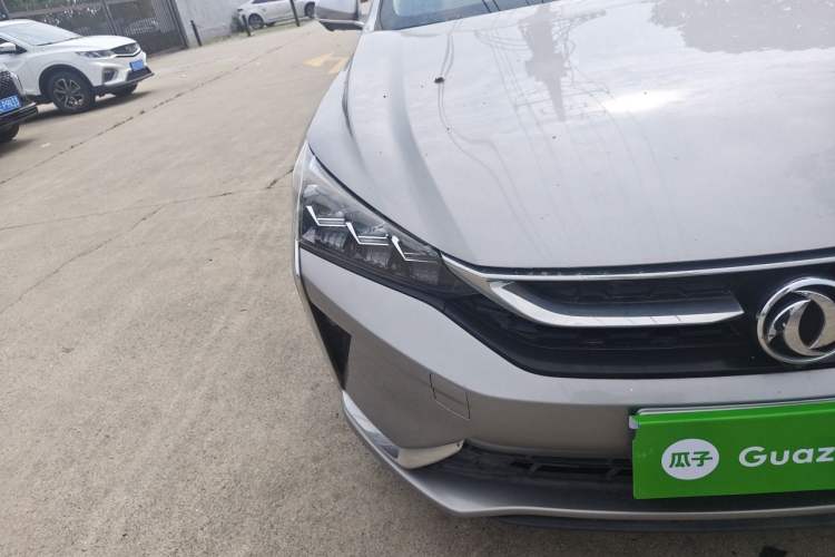 Used Dongfeng Aeolus Yixuan 2020 230T Automatic Cool Edition Right Front Headlight