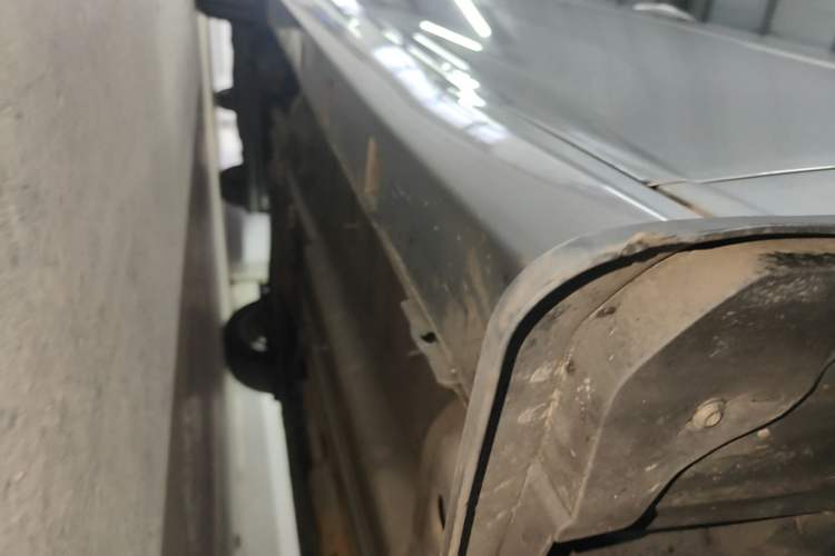 Used Dongfeng Aeolus Yixuan 2020 230T Automatic Cool Edition Right Side Sill