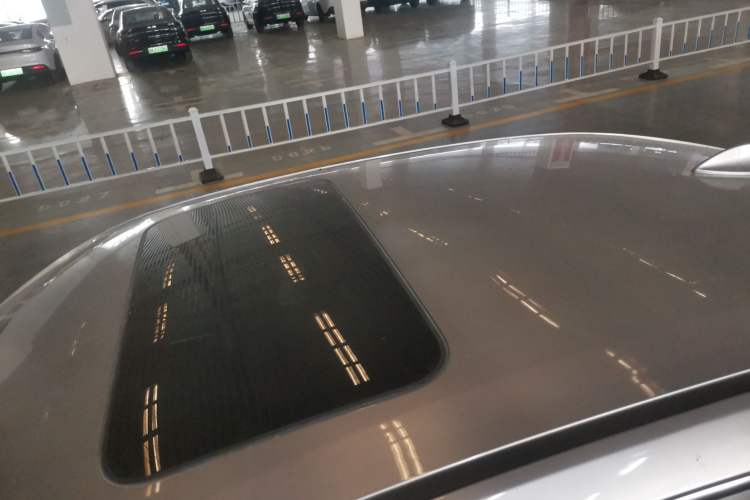 Used Dongfeng Aeolus Yixuan 2020 230T Automatic Dazzle Track Edition Roof
