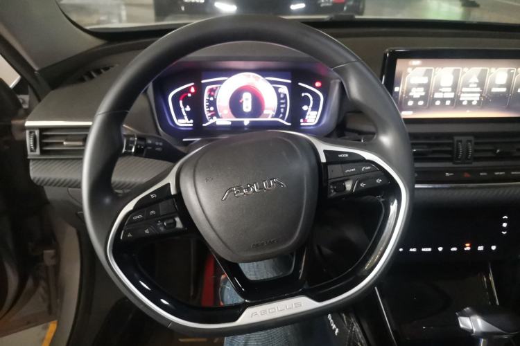 Used Dongfeng Aeolus Yixuan 2020 230T Automatic Dazzle Track Edition Steering Wheel