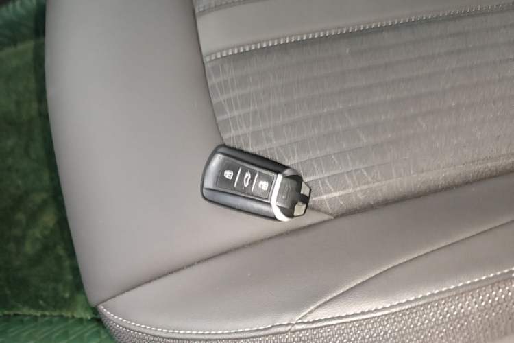 Used Dongfeng Aeolus Yixuan 2020 230T Automatic Advanced Edition Vehicle Key