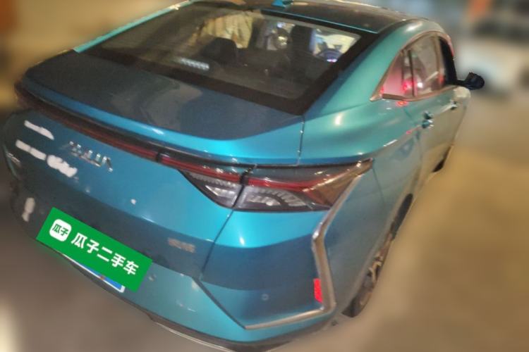 Used Dongfeng Aeolus Yixuan 2020 230T Automatic Dazzle Track Edition Exterior 5