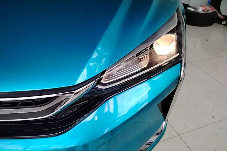 Used Dongfeng Aeolus Yixuan 2020 230T Automatic Advanced Edition Left Front Headlight