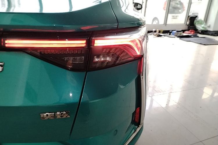 Used Dongfeng Aeolus Yixuan 2020 230T Automatic Advanced Edition Right Rear Taillight
