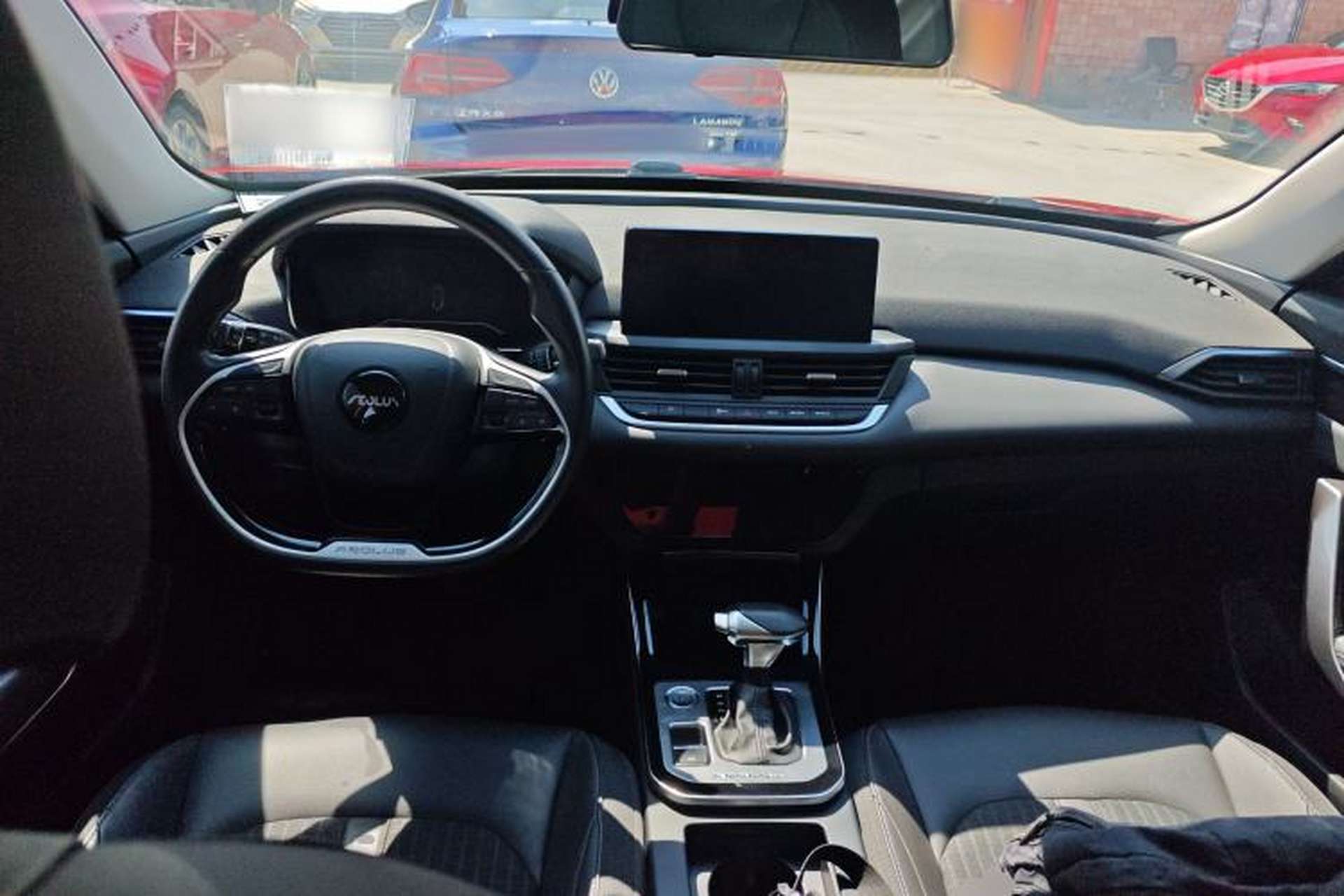Used Dongfeng Aeolus Yixuan 2020 230T Automatic Advanced Edition Center Console