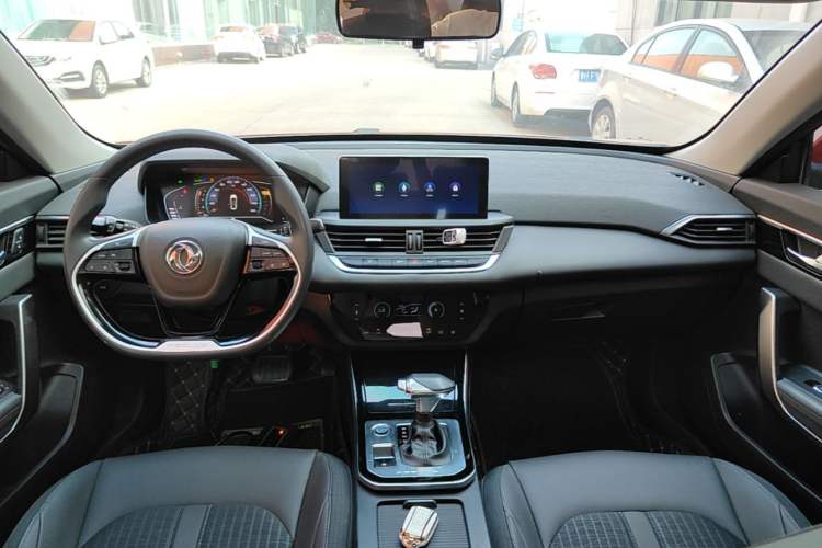 Used Dongfeng Aeolus Yixuan 2020 230T Automatic Advanced Edition Center Console