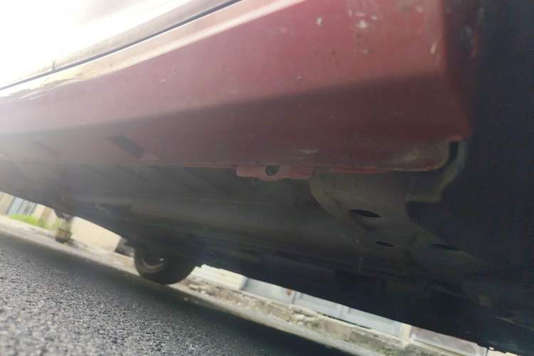 Used Dongfeng Aeolus Yixuan 2020 230T Automatic Advanced Edition Chassis Front Right