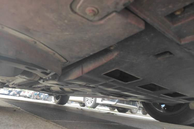 Used Dongfeng Aeolus Yixuan 2020 230T Automatic Cool Track Edition Chassis Front Right