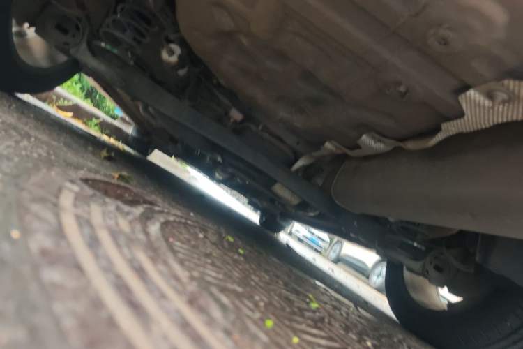 Used Dongfeng Aeolus Yixuan 2020 230T Automatic Cool Stylish Dark Knight Edition Chassis Rear