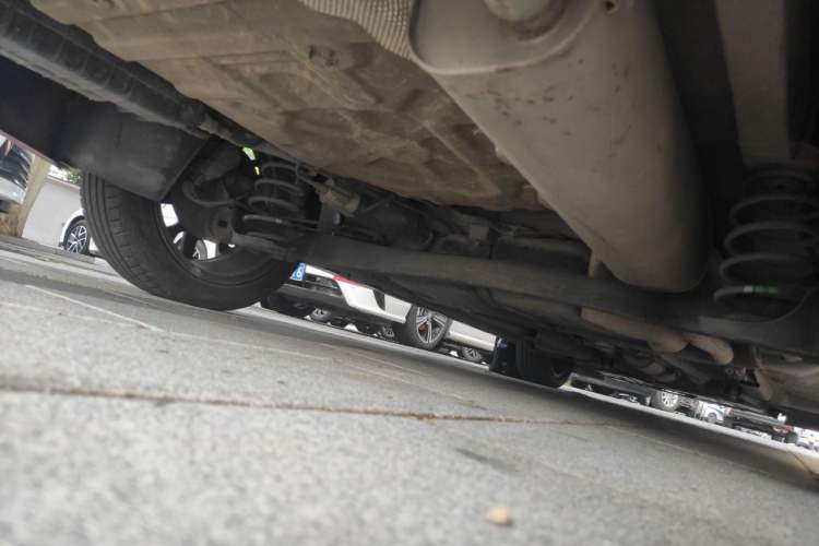 Used Dongfeng Aeolus Yixuan 2020 230T Automatic Cool Track Edition Chassis Rear Right