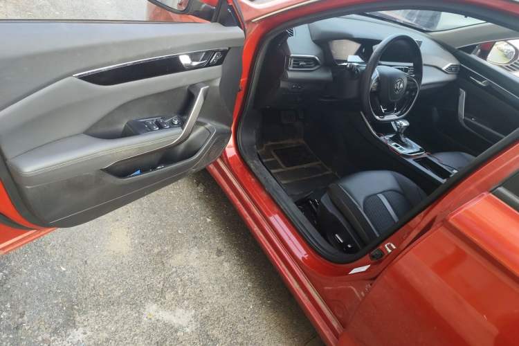 Used Dongfeng Aeolus Yixuan 2020 230T Automatic Advanced Edition Driver Seat