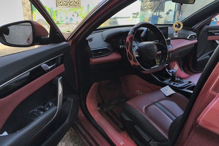 Used Dongfeng Aeolus Yixuan 2020 230T Automatic Dazzle Track Rider Edition Driver Seat