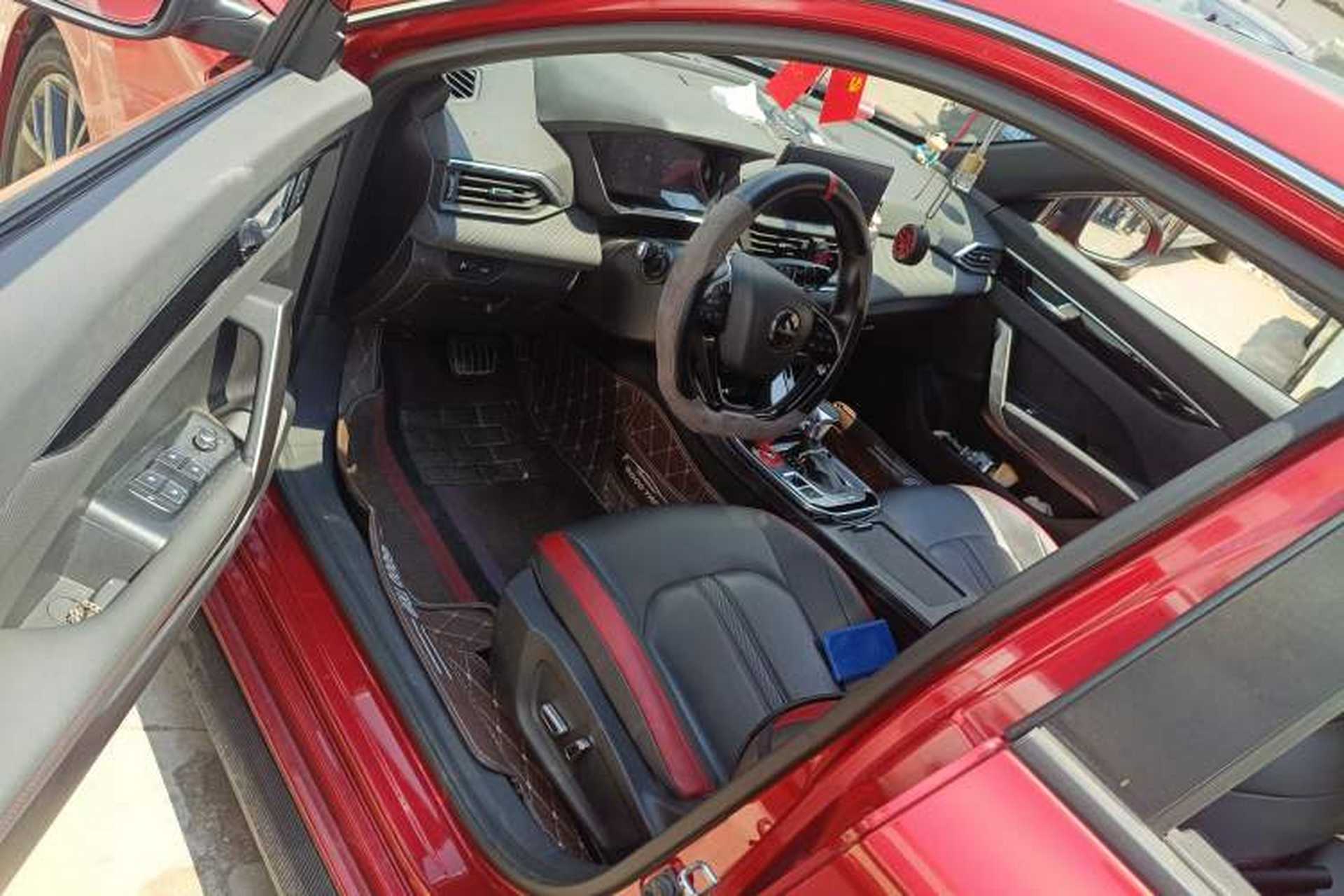 Used Dongfeng Aeolus Yixuan 2020 230T Automatic Dazzle Track Rider Edition Driver Seat