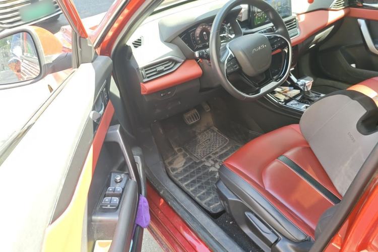 Used Dongfeng Aeolus Yixuan 2020 230T Automatic Dazzle Track Rider Edition Driver Seat