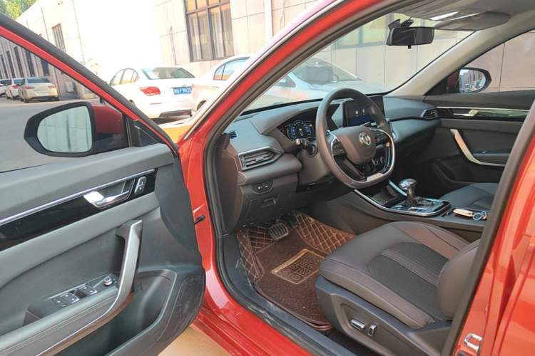 Used Dongfeng Aeolus Yixuan 2020 230T Automatic Advanced Edition Driver Seat