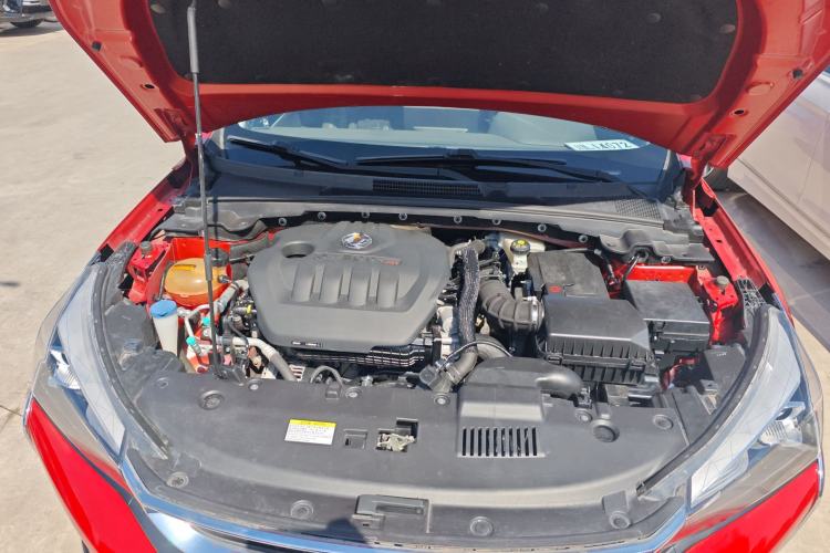 Used Dongfeng Aeolus Yixuan 2020 230T Automatic Advanced Edition Engine Bay