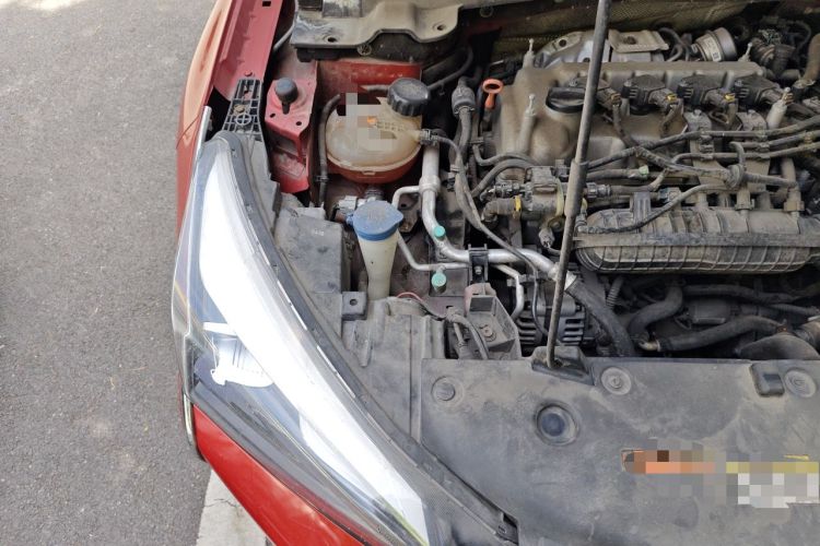 Used Dongfeng Aeolus Yixuan 2020 230T Automatic Cool Track Edition Engine Bay Right