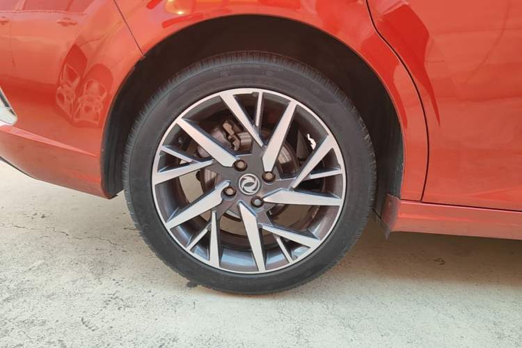 Used Dongfeng Aeolus Yixuan 2020 230T Automatic Advanced Edition Exterior 5