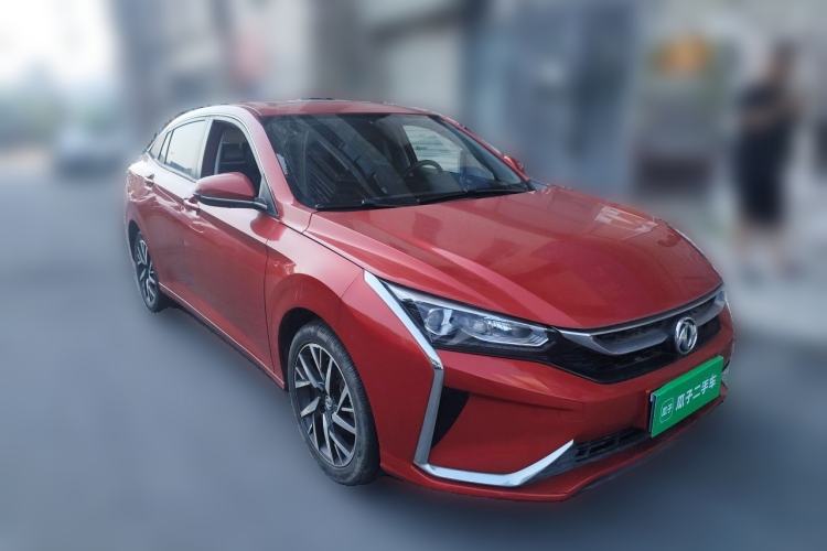 Used Dongfeng Aeolus Yixuan 2020 230T Automatic Advanced Edition Front Right 45 Deg