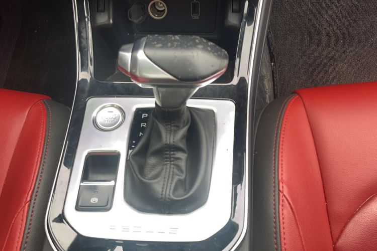 Used Dongfeng Aeolus Yixuan 2020 230T Automatic XuanYao Track Rider Edition Gear Lever