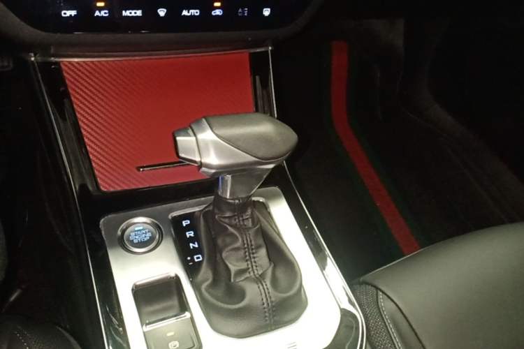 Used Dongfeng Aeolus Yixuan 2020 230T Automatic Advanced Edition Gear Lever