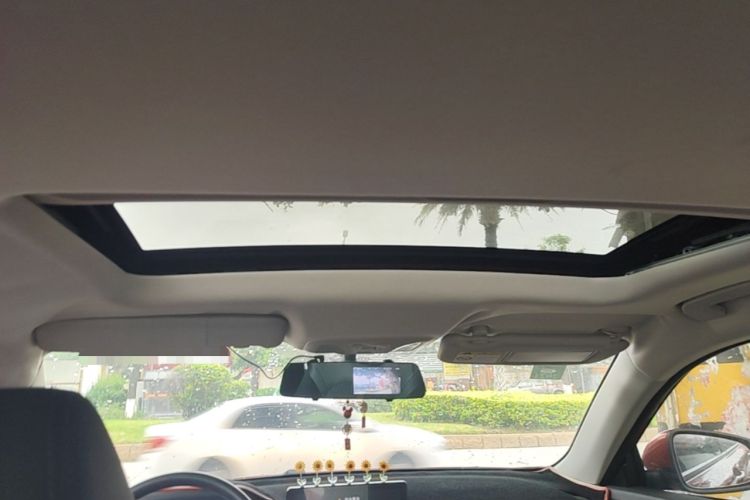 Used Dongfeng Aeolus Yixuan 2020 230T Automatic Advanced Edition Headliner