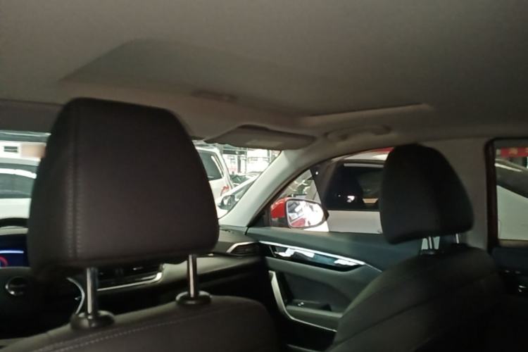 Used Dongfeng Aeolus Yixuan 2020 230T Automatic Advanced Edition Headliner