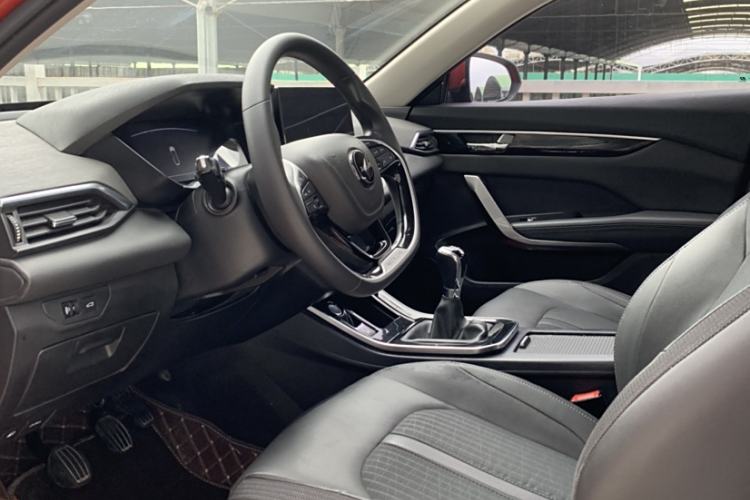 Used Dongfeng Aeolus Yixuan 2020 200T Manual Ignition Edition Interior 1