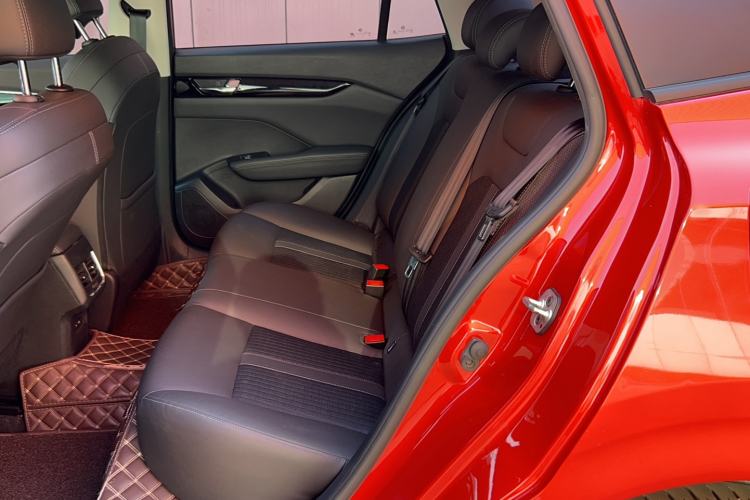 Used Dongfeng Aeolus Yixuan 2020 230T Automatic Advanced Edition Interior 2