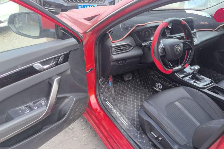 Used Dongfeng Aeolus Yixuan 2020 230T Automatic Advanced Edition Interior 3