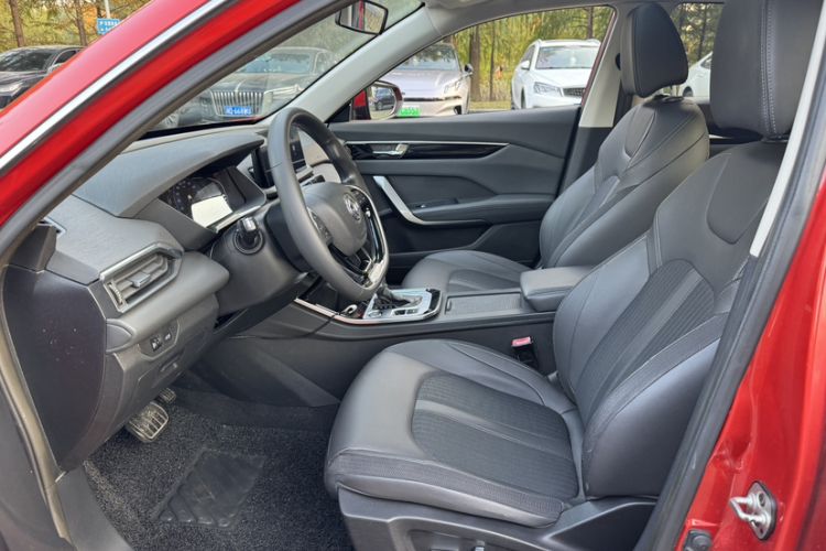 Used Dongfeng Aeolus Yixuan 2020 230T Automatic Advanced Edition Interior 3