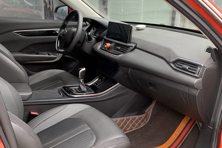 Used Dongfeng Aeolus Yixuan 2020 200T Manual Ignition Edition Interior 3