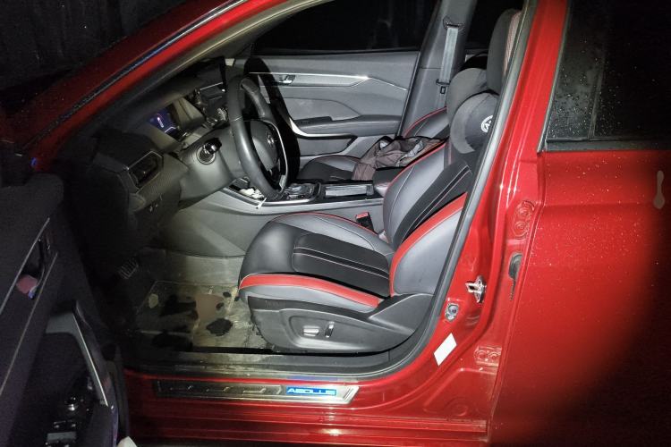 Used Dongfeng Aeolus Yixuan 2020 230T Automatic Cool Stylish Dark Knight Edition Left Front Seat