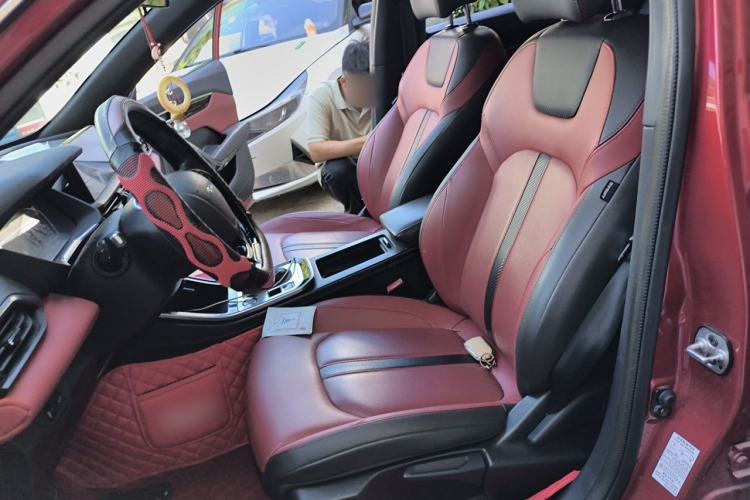 Used Dongfeng Aeolus Yixuan 2020 230T Automatic Dazzle Track Rider Edition Left Front Seat