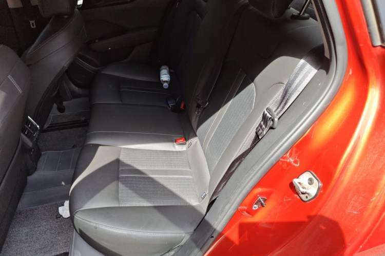Used Dongfeng Aeolus Yixuan 2020 230T Automatic Cool Track Edition Left Rear Seat