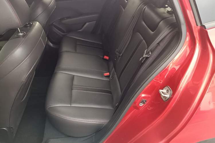 Used Dongfeng Aeolus Yixuan 2020 230T Automatic Glare-Proof Dark Knight Edition Left Rear Seat
