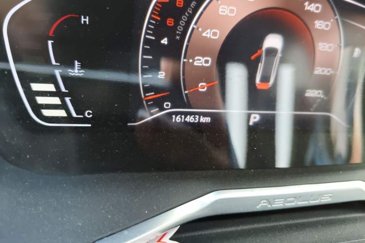 Used Dongfeng Aeolus Yixuan 2020 230T Automatic Dazzle Track Rider Edition Odometer Close Up