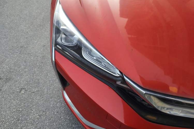 Used Dongfeng Aeolus Yixuan 2020 230T Automatic Advanced Edition Right Front Headlight