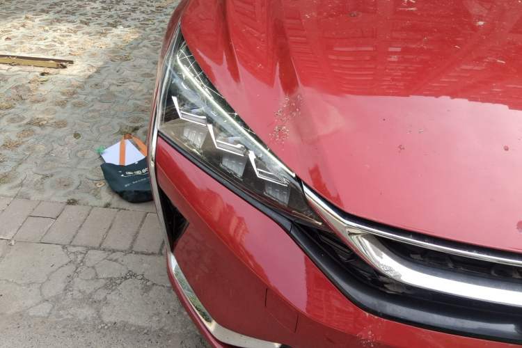 Used Dongfeng Aeolus Yixuan 2020 230T Automatic Cool Edition Right Front Headlight