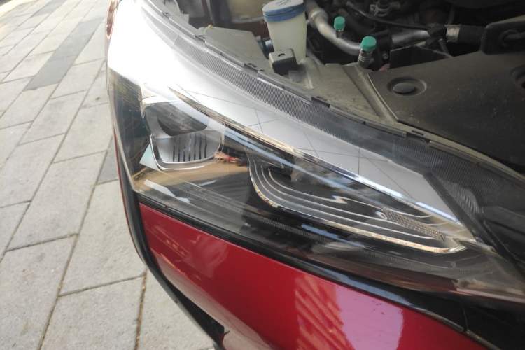 Used Dongfeng Aeolus Yixuan 2020 230T Automatic Cool Track Edition Right Front Headlight