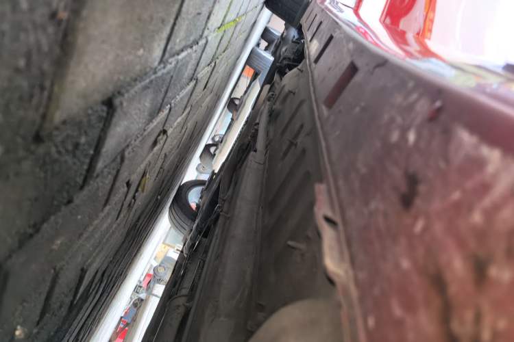 Used Dongfeng Aeolus Yixuan 2020 230T Automatic Advanced Edition Right Side Sill
